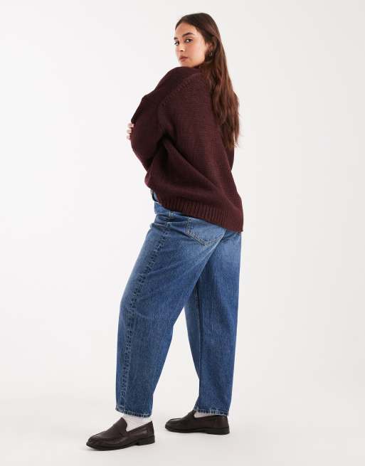 ASOS DESIGN Curve – Niebieskie dopasowane jeansy z baryłkowymi nogawkami, 3 z 5