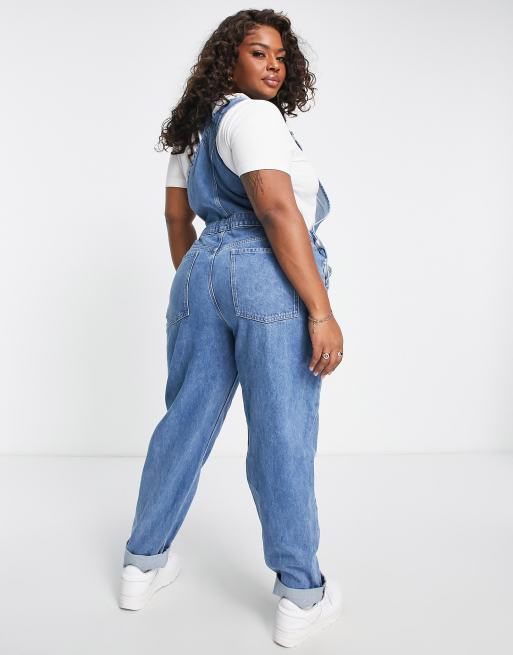 ASOS DESIGN Curve – Niebieskie jeansowe ogrodniczki, 2 z 4