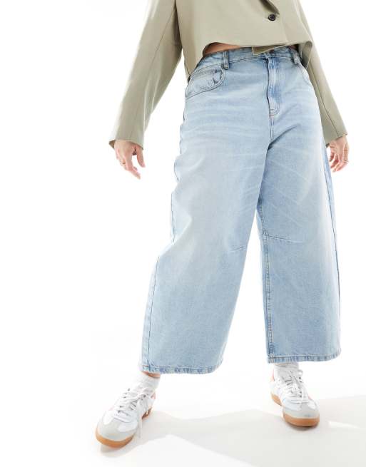 ASOS DESIGN Curve – Niebieskie jeansy o krótszych baryłkowych nogawkach z regulowaną talią
