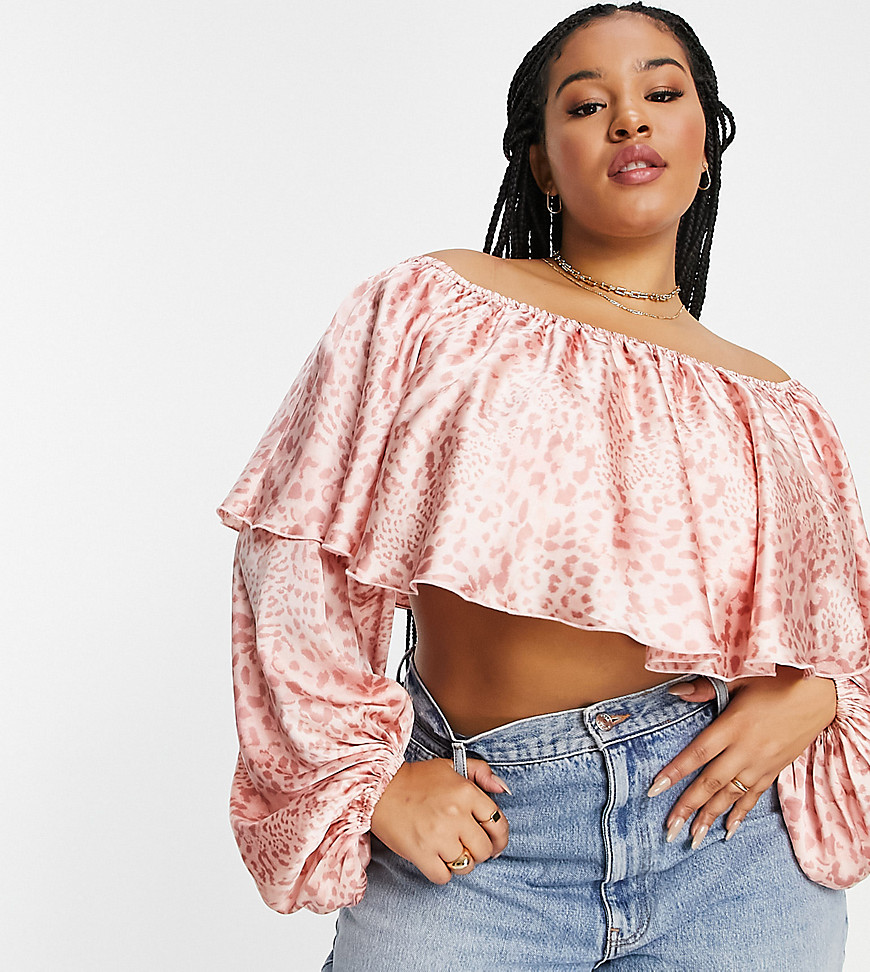 Plus-size top by ASOS DESIGN Your new favourite top Off-shoulder style Ruffle detail Cropped length Regular fit