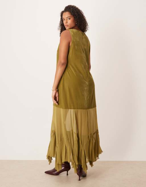 ASOS DESIGN Curve – Olivgrön maxiklänning i sammet med sänkt midja och skir, klockad kjol, 4 av 4