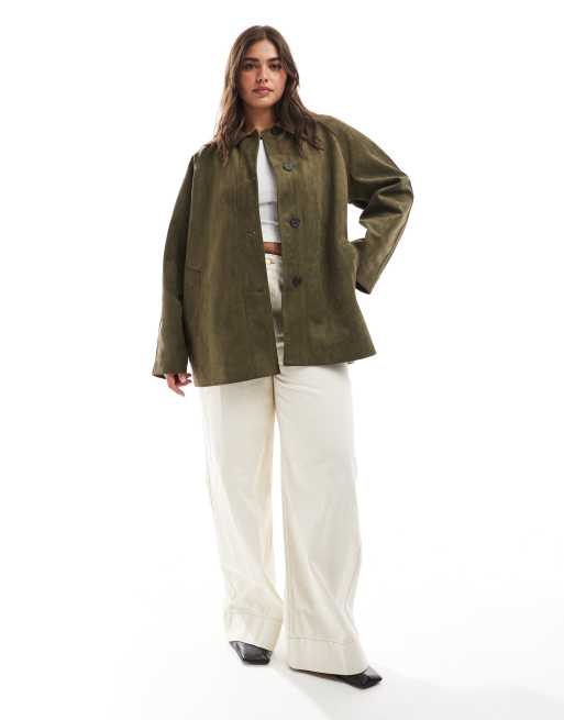 ASOS DESIGN Curve – Oliwkowy płaszcz z imitacji zamszu, 2 z 4