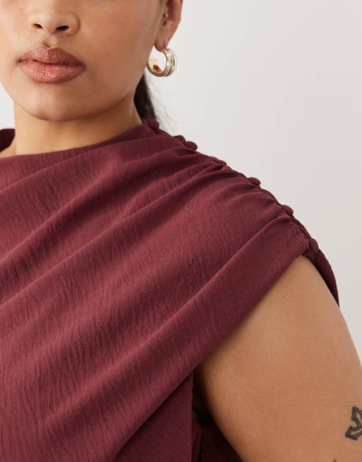 ASOS DESIGN Curve one shoulder blouson sleeve cut out jumpsuit in mulberry, 3 of 4
