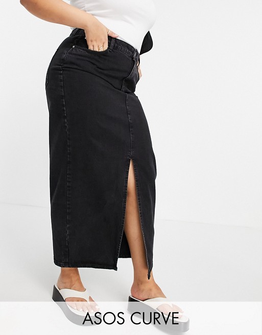 ASOS DESIGN Curve cotton blend denim 90's midi skirt in washed black - BLACK