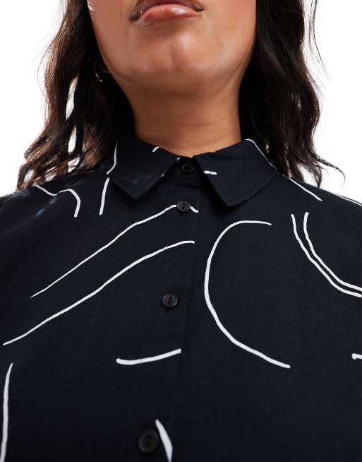 ASOS DESIGN Curve – Oversize-Hemd mit Leinenanteil und schwarz-weißem Muster, Kombiteil, 2 von 4