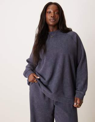 ASOS DESIGN Curve - Oversize-Sweatshirt in verwaschenem Marineblau, Kombiteil-Grau