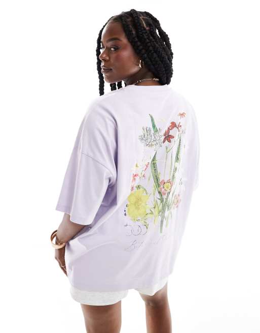 ASOS DESIGN Curve – Oversize-T-Shirt in Flieder mit „Botanical“-Blumenprint auf dem Rücken