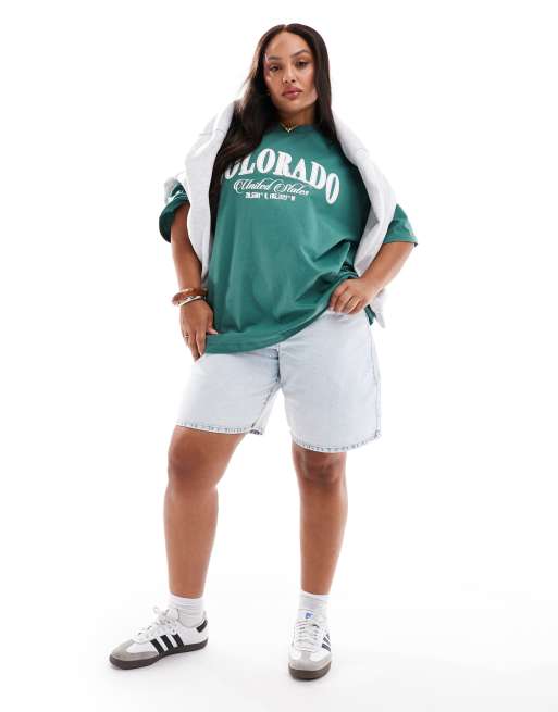 ASOS DESIGN Curve – Oversize-T-Shirt in Grün mit „Colorado“-Grafik