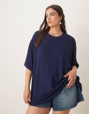 ASOS DESIGN Curve - Oversize-T-Shirt in Marineblau aus strukturiertem Strick