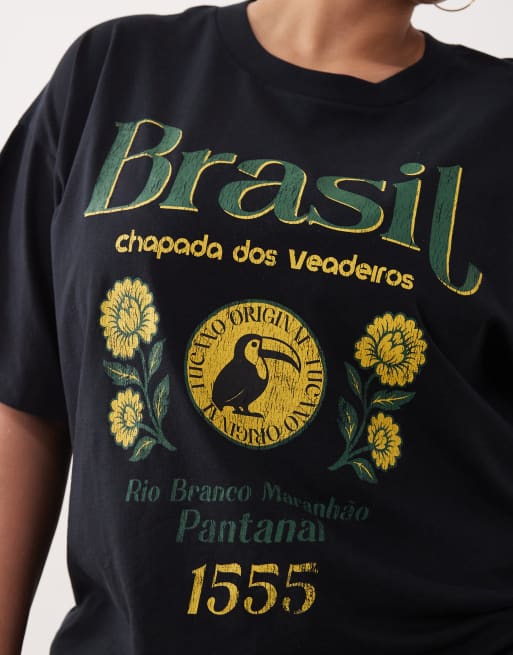 ASOS DESIGN Curve – Oversize-T-Shirt in Schwarz mit „Brazil“-Grafikprint, 4 von 4