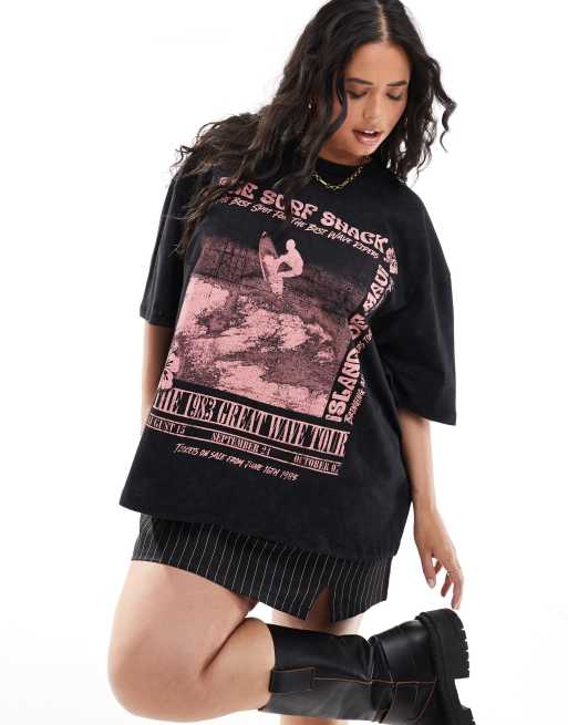 ASOS DESIGN Curve – Oversize-T-Shirt in verwaschenem Anthrazit mit „Surf-Shack“-Grafik