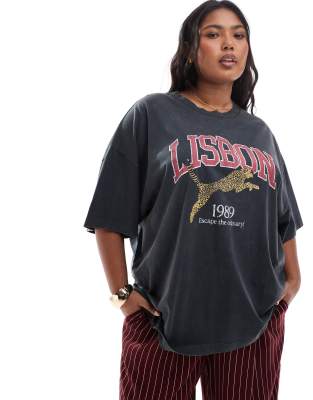 ASOS DESIGN Curve - Oversize-T-Shirt mit Lisbon-Grafikprint-Grau