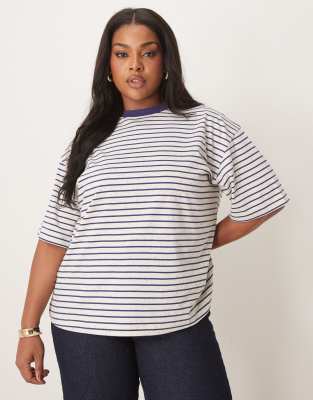 ASOS DESIGN Curve - Oversize-T-Shirt mit meliertem Streifenmuster-Weiß
