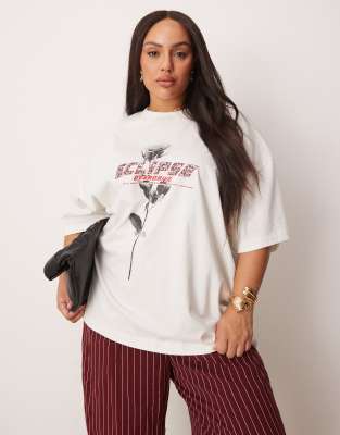 ASOS DESIGN Curve - Oversize-T-Shirt mit Rosen-Grafikprint-Weiß