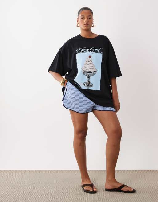 ASOS DESIGN Curve oversize t-shirt z nadrukiem summer sundae w czerni, 3 z 4