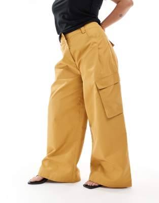 Asos Design Curve Oversized Balloon Pants With Utility Pocket Detailing In Brown