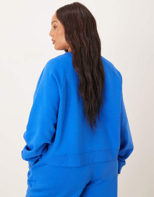 ASOS DESIGN Curve - Oversized brushback sweatshirt met raglan detail in blauw, 4 van 4