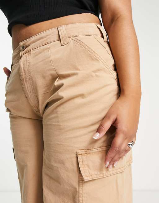 ASOS DESIGN Curve oversized cargo trousers in stone, 4 of 4