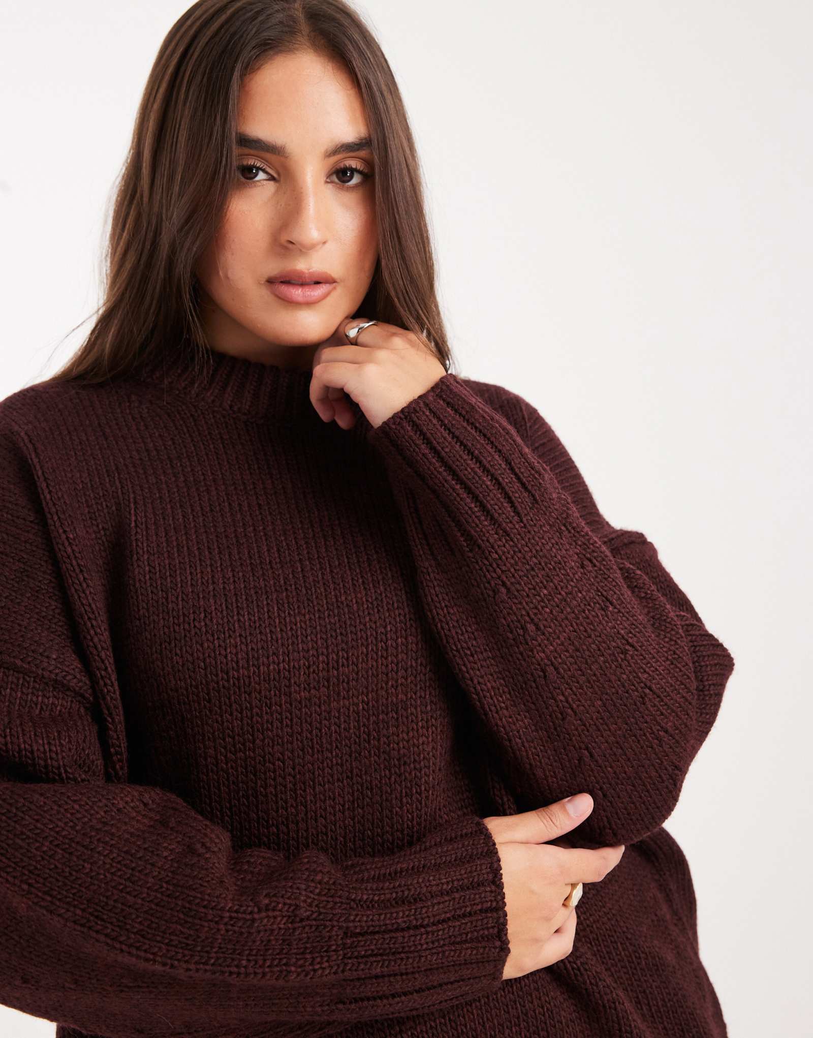 ОБЪЕМНЫЙ свитер с круглым вырезом и закругленным низом ASOS DESIGN Curve из чистой пряжи сливового цвета