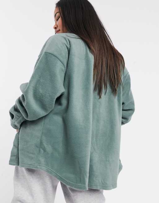 ASOS DESIGN Curve oversized fleece shacket in khaki, 2 of 4