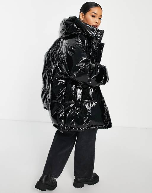 High Shine Puffer Jacket in Black