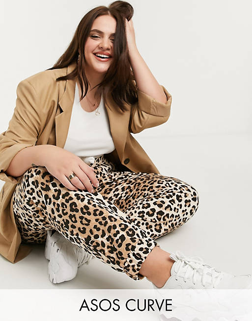  Curve oversized jogger in leopard print 