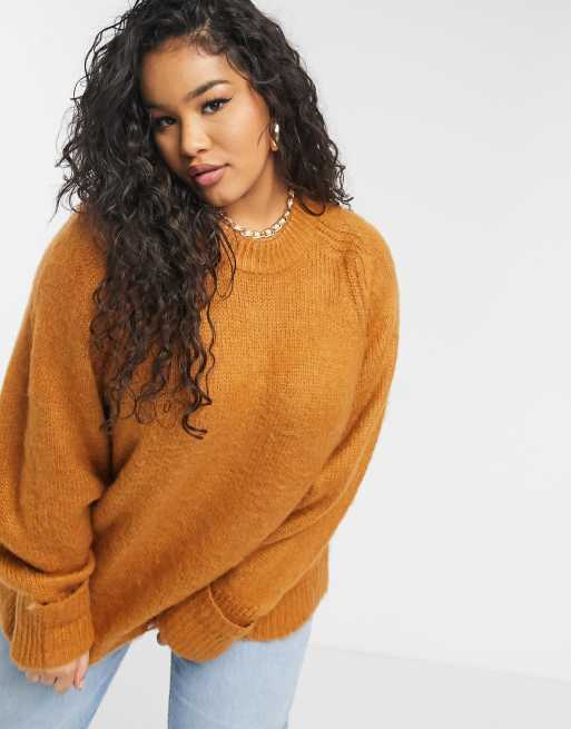 Tan 2025 oversized jumper