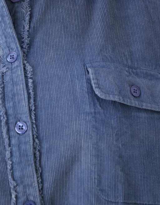 ASOS DESIGN Curve - Oversized overhemdjurk met zakken in denimblauw met wassing, 4 van 4