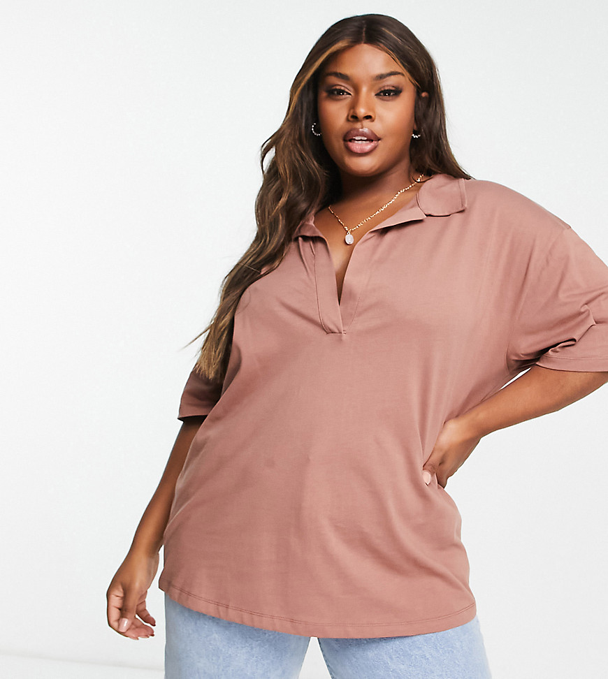 T-shirts by ASOS DESIGN Your new go-to Spread collar Drop shoulders Oversized fit