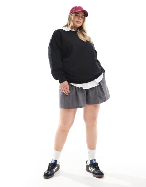 ASOS DESIGN Curve oversized sweatshirt in black - view 1