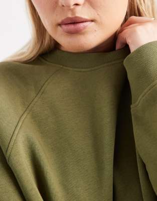 Asos Curve Asos Design Curve Oversized Sweatshirt With Raglan Detail In Green