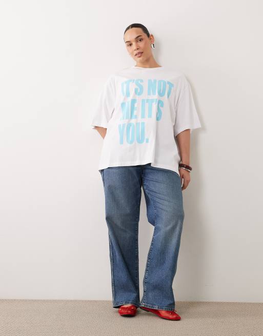 ASOS DESIGN Curve Oversized T-shirt block with It's not me It's you graphic in white and turquoise, 2 of 4