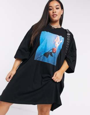rose t shirt dress