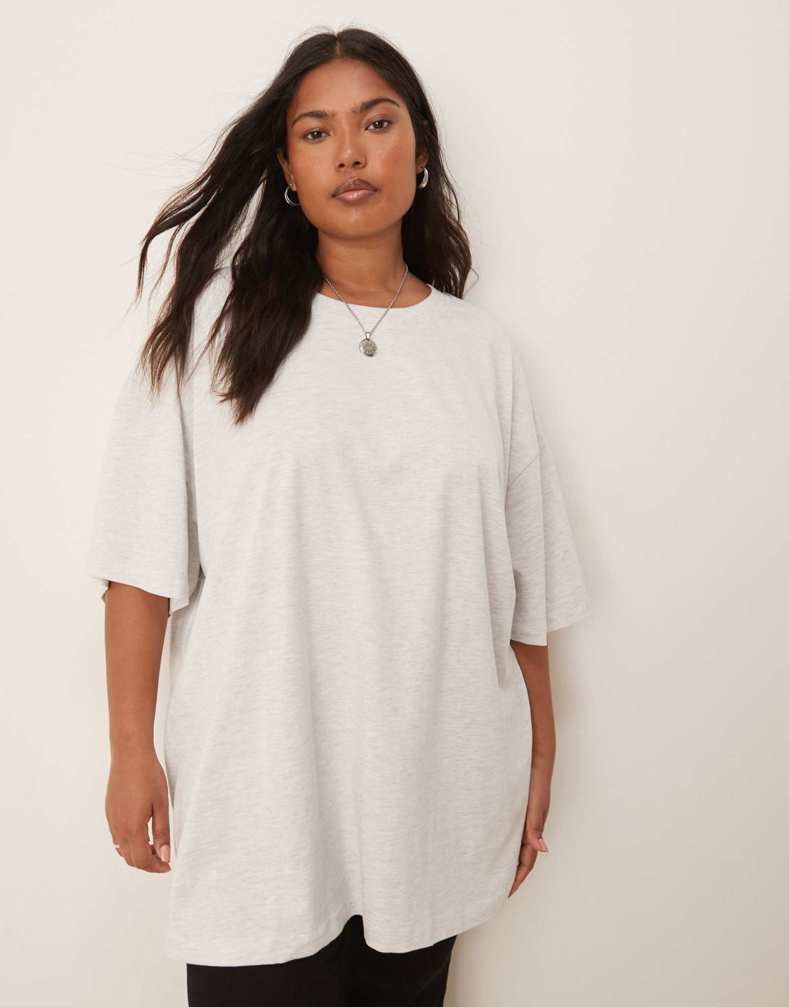 Футболка оверсайз ASOS DESIGN Curve цвета ледяного вереска
