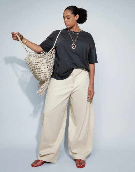 ASOS DESIGN Curve oversized t-shirt in washed charcoal, 2 of 8