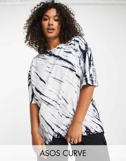 ASOS DESIGN Curve - Oversized t-shirt med sort og hvidt batik