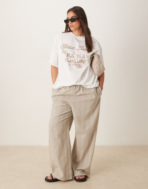 ASOS DESIGN Curve oversized t-shirt with chez lumi graphic in white, 2 of 4