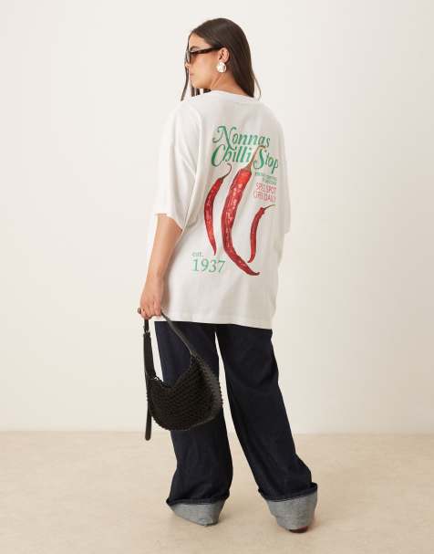 ASOS DESIGN Curve oversized t-shirt with chilli graphic in white - view 1