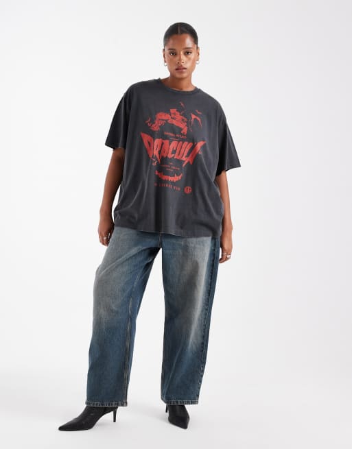 ASOS DESIGN Curve oversized T-shirt with dracula licence graphic in washed charcoal, 2 of 4