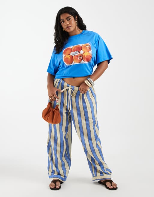 ASOS DESIGN Curve oversized t-shirt with peaches graphic in electric blue, 2 of 4