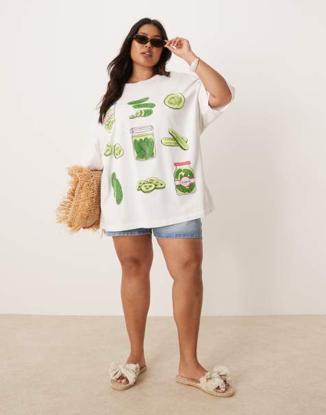 ASOS DESIGN Curve oversized t-shirt with pickle graphic in white - view 1