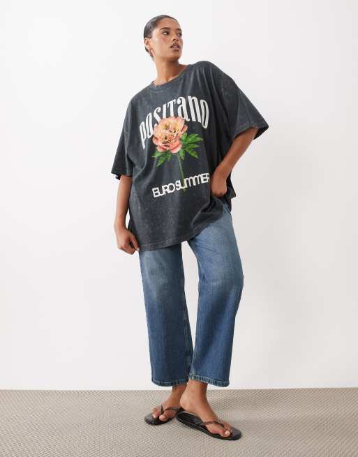 ASOS DESIGN Curve oversized t-shirt with Positano flower graphic in washed charcoal, 4 of 4