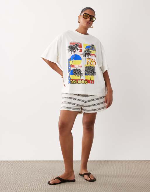 ASOS DESIGN Curve oversized t-shirt with vintage Florida Orlando graphic in cream, 3 of 4