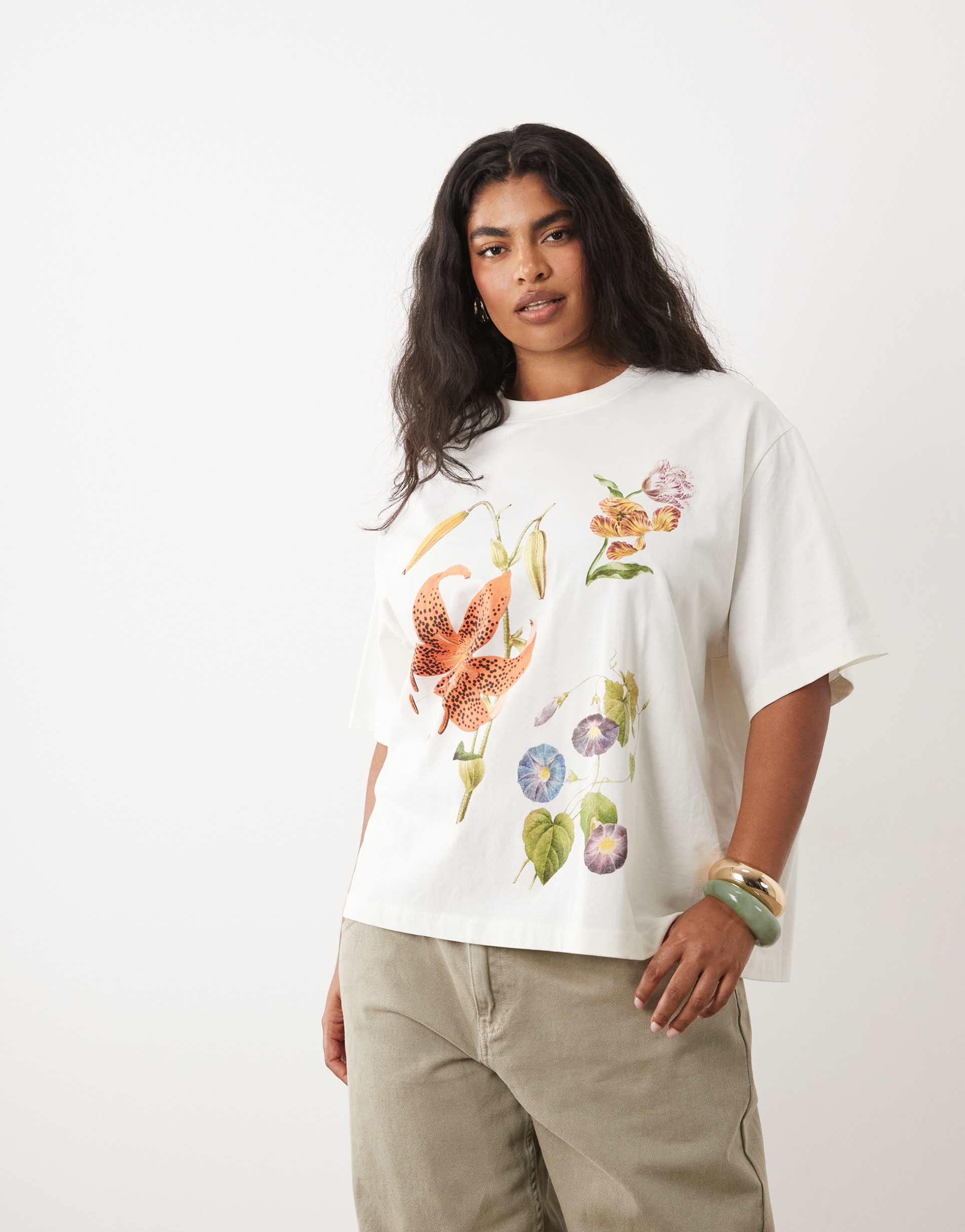 asos design curve oversized t-shirt with vintage flower graphic in white