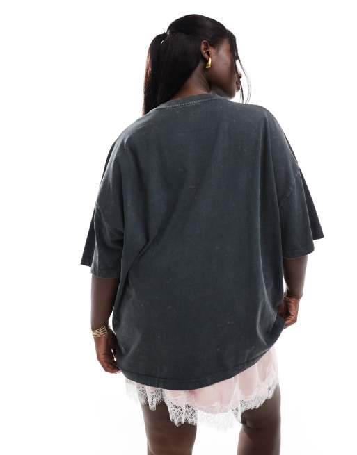 ASOS DESIGN Curve oversized T-shirt with X-ray skeleton print in washed charcoal, 3 of 4
