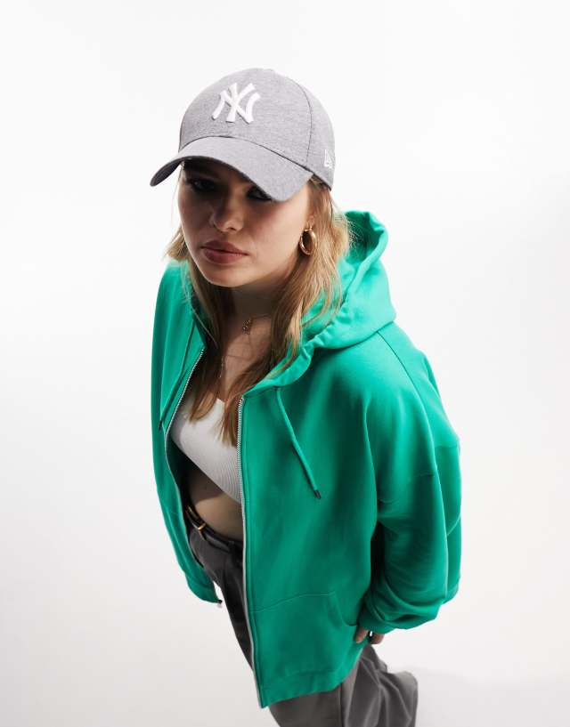 ASOS Curve - ASOS DESIGN Curve oversized zip through hoodie in green