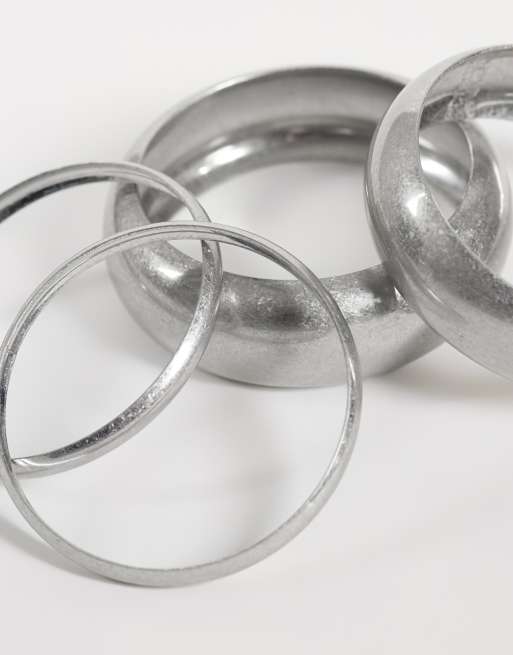 ASOS DESIGN Curve pack of 4 bangles in brushed silver tone, 3 of 3
