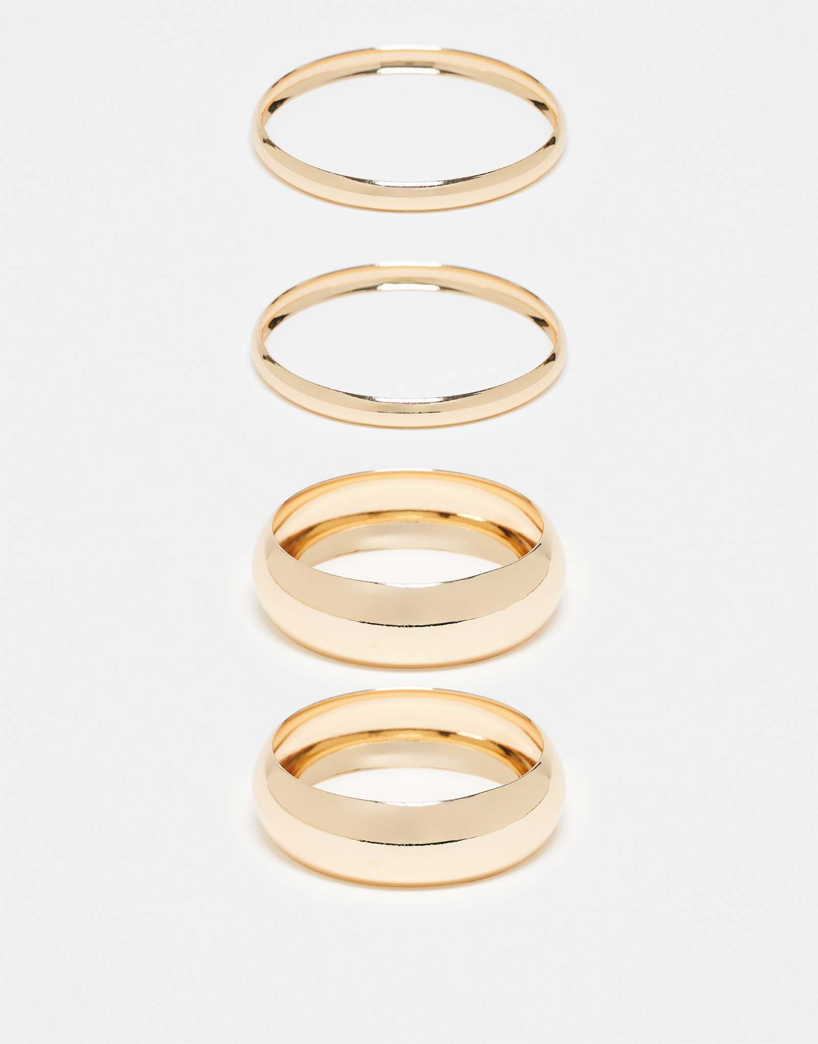 Набор ASOS DESIGN Curve из 4 блестящих золотых браслетов
