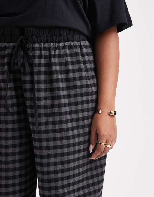 ASOS DESIGN Curve - Pantalon à carreaux ample à enfiler avec cordon de serrage à la taille - Noir/gris, 4 de 5