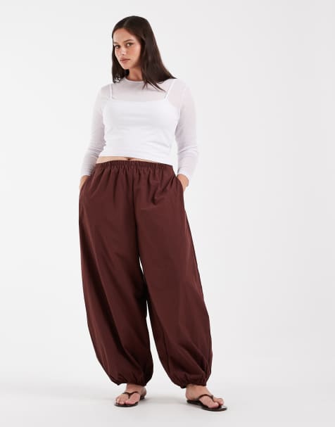 ASOS DESIGN Curve - Pantalon bouffant à enfiler en coton et nylon mélangés - Marron - view 1